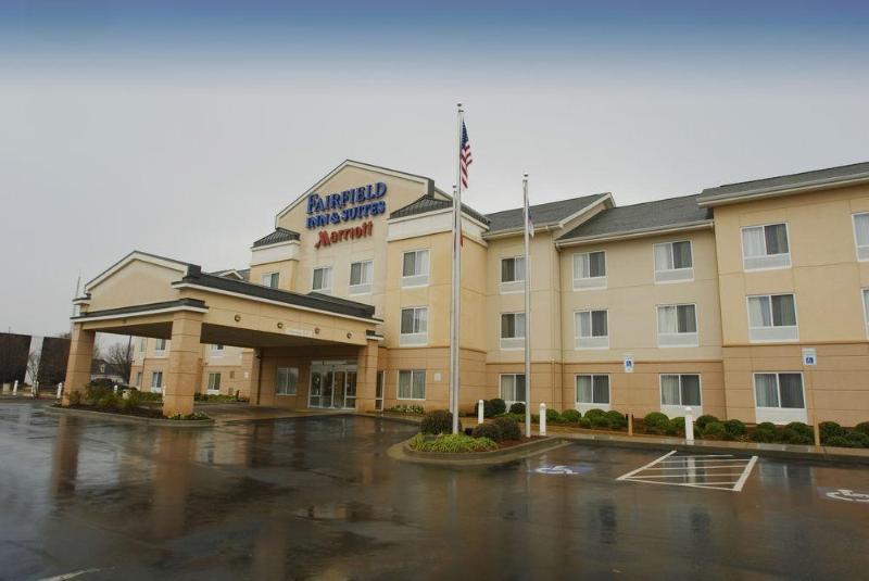 Fairfield Inn & Suites Warner Robins Exterior photo